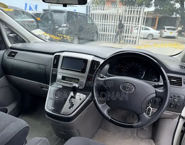 Toyota Alphard V 2005 - Unregistered - 1