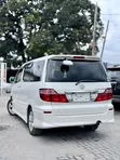Toyota Alphard 2005 White - 5