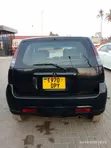 Suzuki Swift 2003 Nyeusi - 2