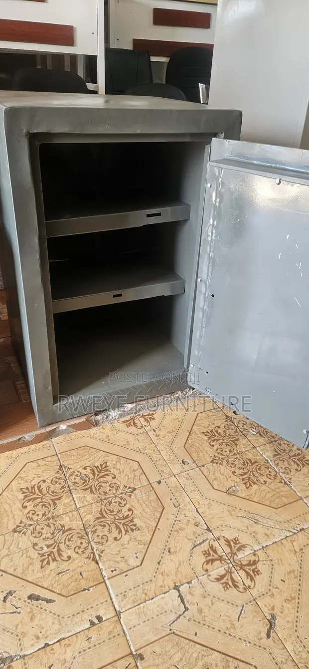 Sanduku la Chuma Imara Mpya Kabisa - 1
