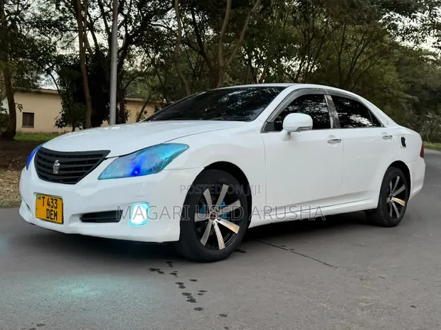 Toyota Crown Athlete 2009 - 1