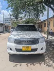 Toyota Hilux 2012 Silver - 1