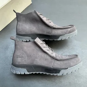 Viat Vya Miguu vya Clarks vya Wanaume vya Ngozi ya Suede