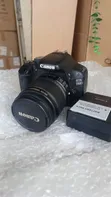 Canon EOS 550D Kamera ya DSLR - 1