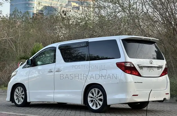 Toyota Alphard 2009 Pearl - 1