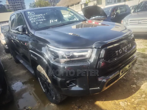 Toyota Hilux GR Sport 2022 - 1