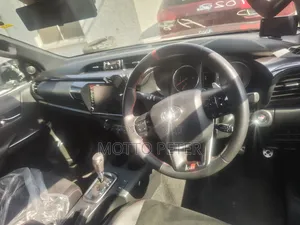 Toyota Hilux GR Sport 2022