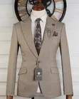 Classic Style Koti la Kiume La Checkered Rangi ya Kahawia Mwepesi na Lapel - 3