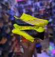 Viatu vya Mpira wa Miguu vya Adidas kwa Wanaume - Nyekundu - 2