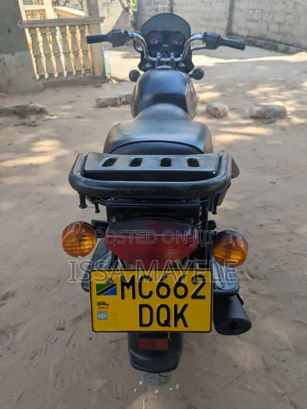 Bajaj Boxer 125 2024 Black - 1