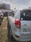 Toyota RAV4 2006 White - 4