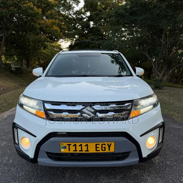 Suzuki Grand Vitara 2015 White - 1