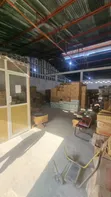 Godown/Warehouse na Ofisi na AC kwa Ajili ya Kukodisha - 300 SQM - 1