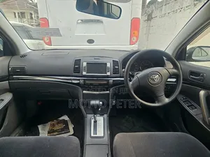 Toyota Premio 2005 Nyeupe