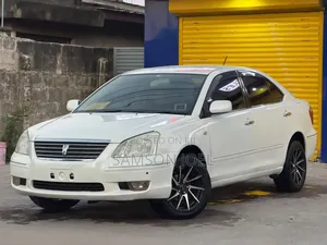 Toyota Premio 2004 Nyeupe