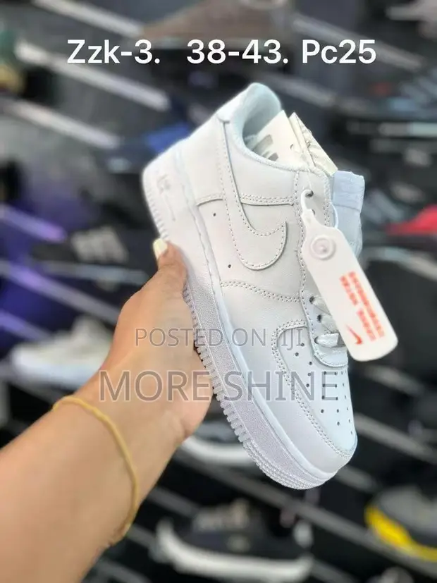 Nike Air Force 1 - Brand New - 1