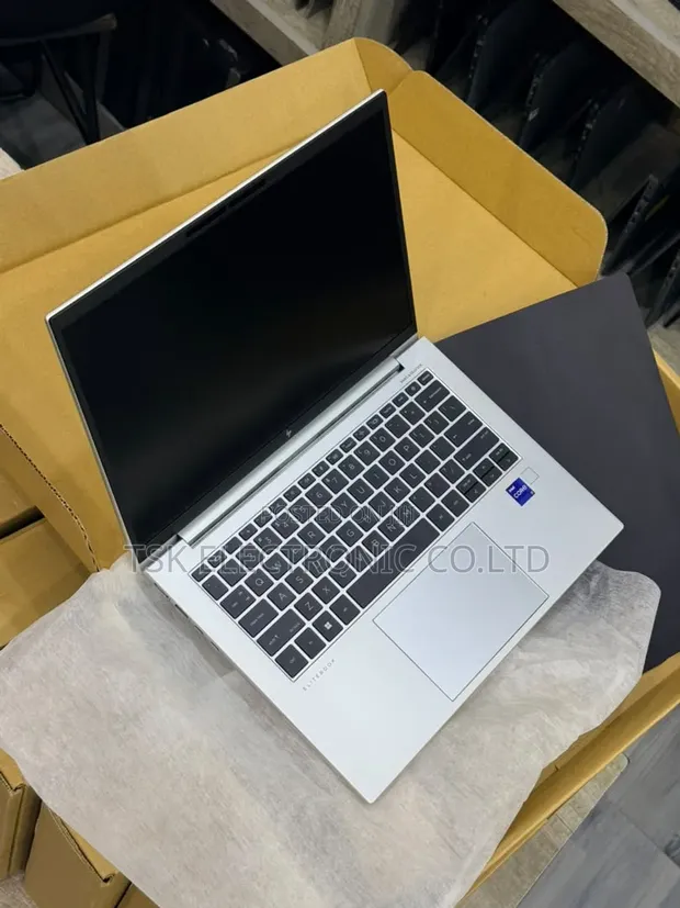 New HP EliteBook 840 G9 Laptop - i7, 16GB RAM, 512GB SSD - 1