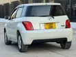 Toyota IST 2003 White - 4