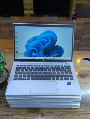 Laptop HP EliteBook 830 G8 - Core i5, 8GB RAM, 256GB SSD