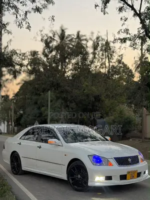 Toyota Crown Athlete 2007 White