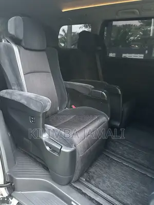 Toyota Vellfire 2010 Pearl White