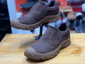 Caterpillar (CAT) Slip-on Leather Casual Shoes