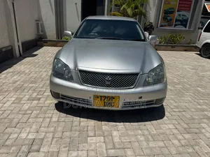 Toyota Crown 2004 Nyeupe