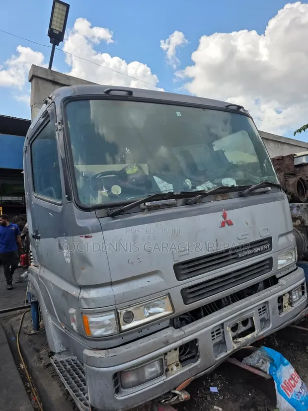 Cabin za Malori Fuso, Canter, Faw, Howo, Shacman - 1