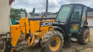 Telehandler kwa Ajili - Saa 8/Siku