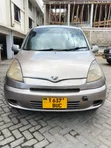 Toyota Fun Cargo 2004 Gold - 1