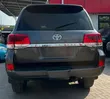 Toyota Land Cruiser 4.5 V8 VXR 2019 Kijivu - 3