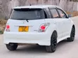 Toyota IST 2004 Nyeupe - 2