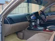 Toyota Mark X 2005 Nyeupe - 2