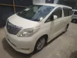Toyota Alphard 2010 Off White - 2