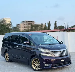 Toyota Vellfire 2009 - Luxury Family Van