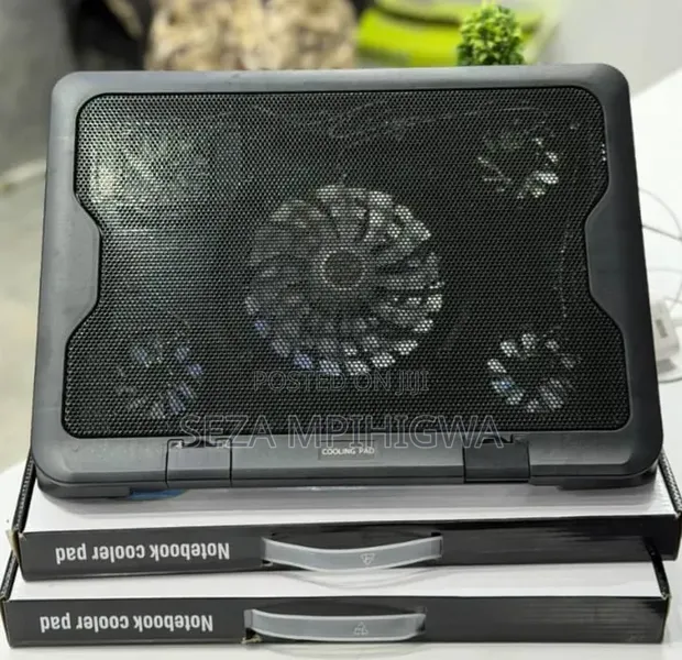 Cooler Pad N137 na Feni 5 za Umeme na Taa za RGB - 1