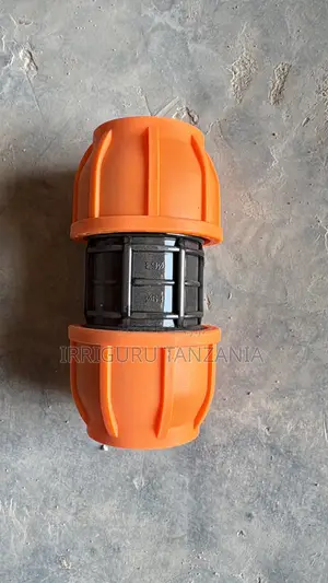 Plumb Straight Connector