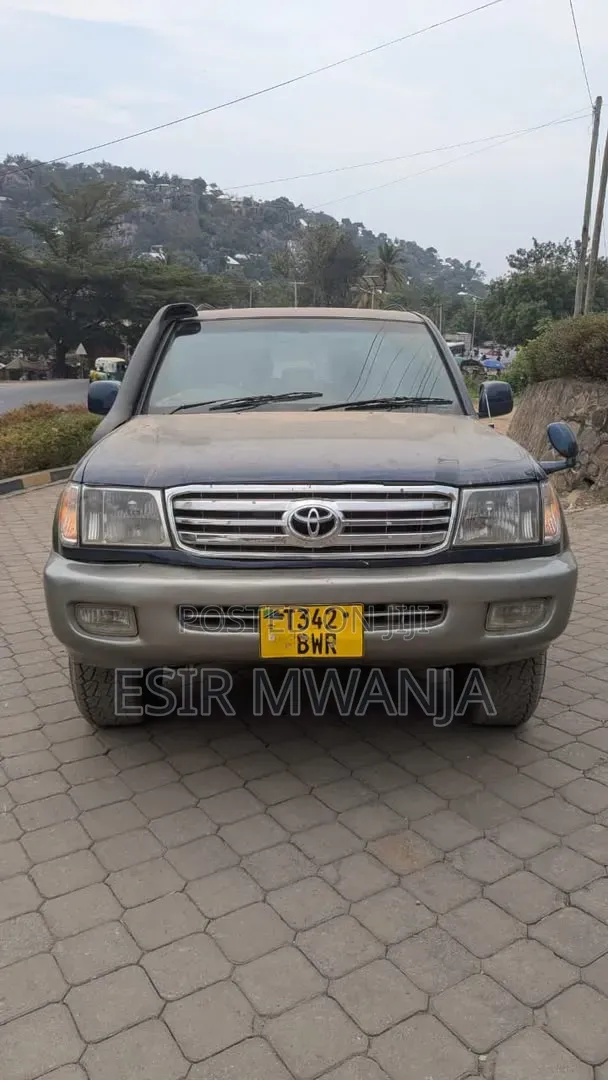 Toyota Land Cruiser 2000 Bluu - 1