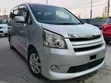 Toyota Noah 2007 Nyeupe - 2