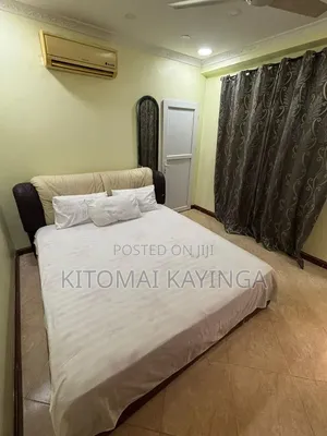 Ghorofa ya Vyumba 4 vya Kulala Sakafuni kwa Mauzo Upanga Magharibi