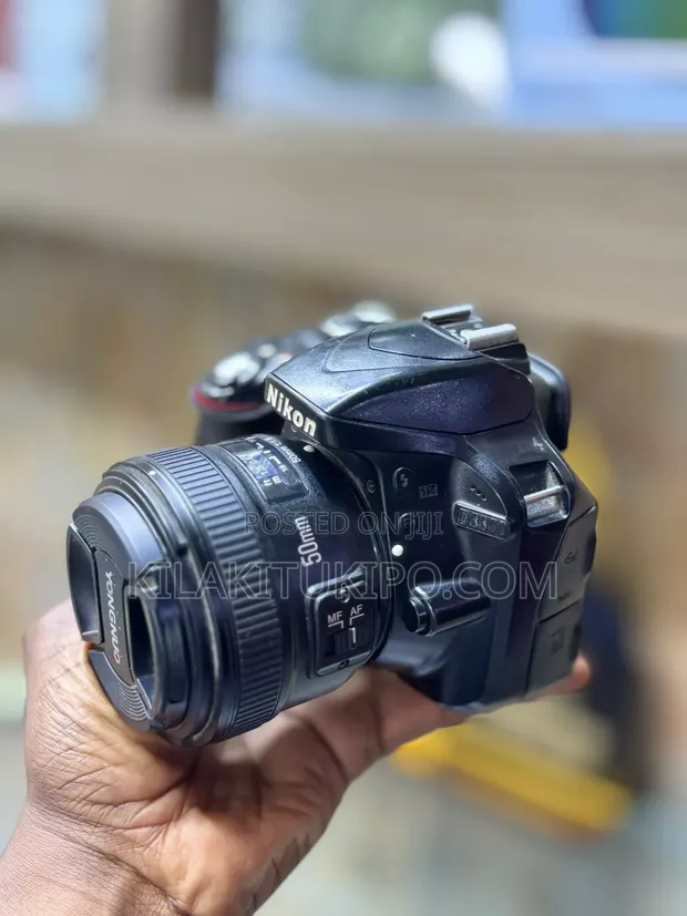 Nikon D3300 DSLR Camera na Lens ya 50mm - 1