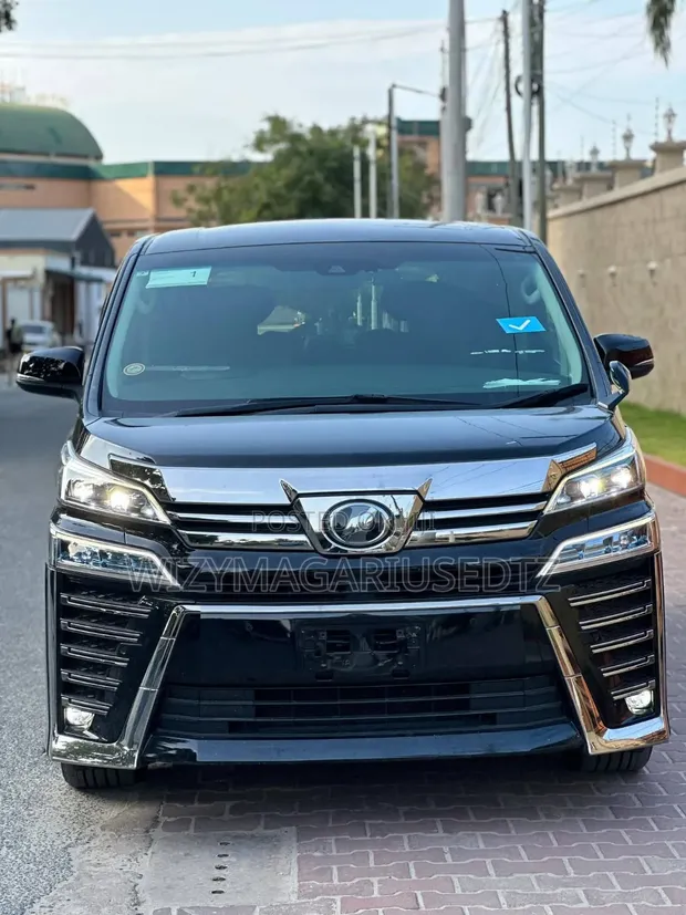 Toyota Vellfire 2.5 Z G Edition 2019 Nyeusi Matt - 1