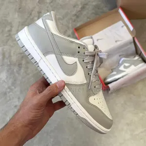 Nike Dunk Low Nyeupe