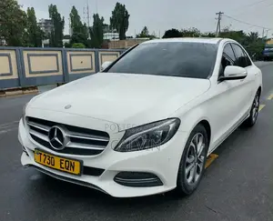 Mercedes-Benz C200 2015 Nyeupe