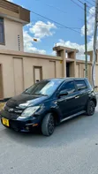 Toyota IST 2006 Nyeusi - 3