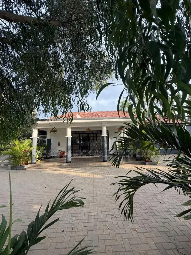 3 Bedroom House for Rent in Bahari Beach, Bunju - 1
