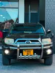 Toyota Hilux Surf 2004 Black - 2