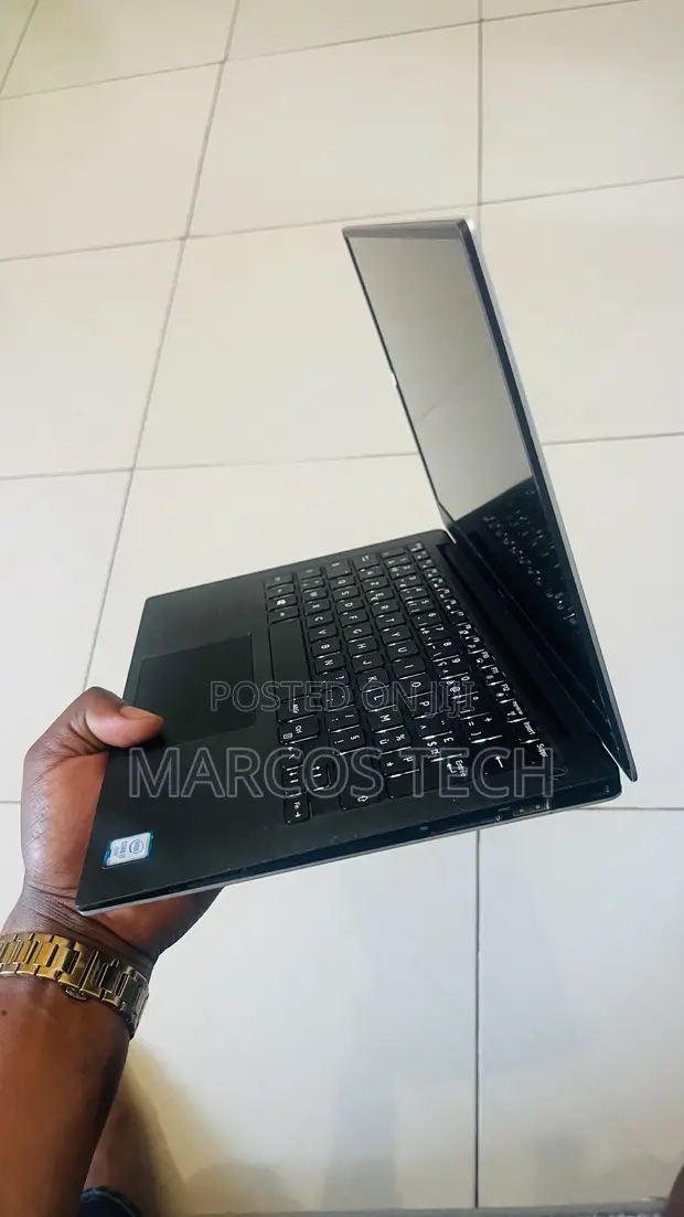 Dell XPS 13 (9350) Laptop - 8GB RAM, 256GB SSD - 1