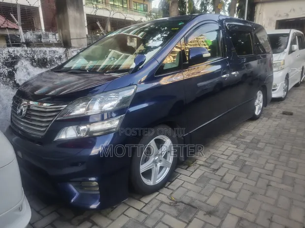 Toyota Vellfire 2009 - Iliyoagizwa Nje - 1