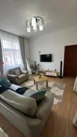 Ghorofa ya Chumba 1 yenye Samani kwa Ajili ya Kupanga Chake Chake, Masaki - 1
